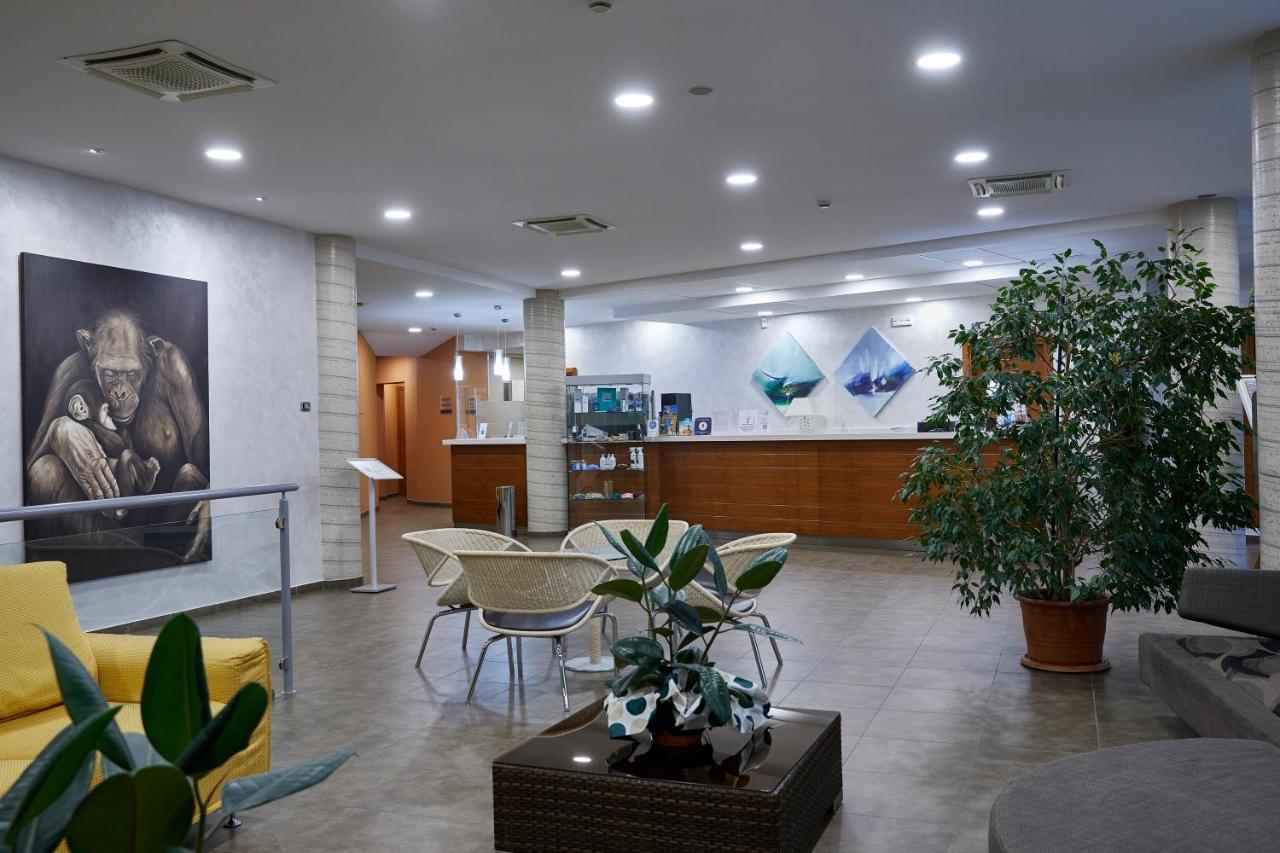 康科德酒店 卡梅拉诺 外观 照片