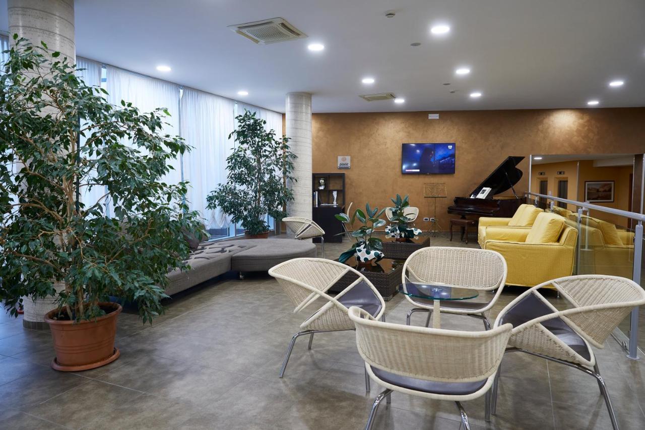 康科德酒店 卡梅拉诺 外观 照片